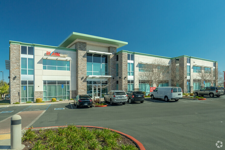 2051-2087 Arena Blvd, Sacramento, CA for lease - Building Photo - Image 1 of 3