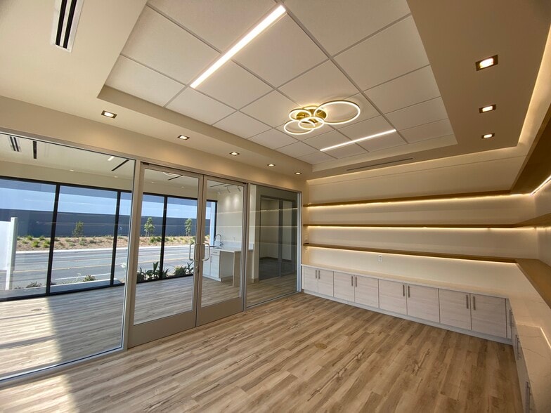 20957 Currier Rd, Walnut, CA for sale - Interior Photo - Image 3 of 8