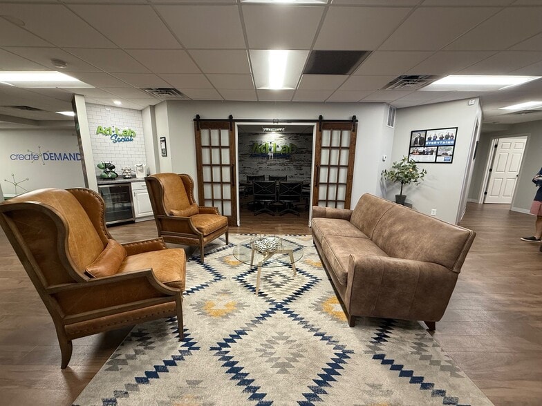 6110 Constitution Dr, Fort Wayne, IN for lease - Interior Photo - Image 2 of 8