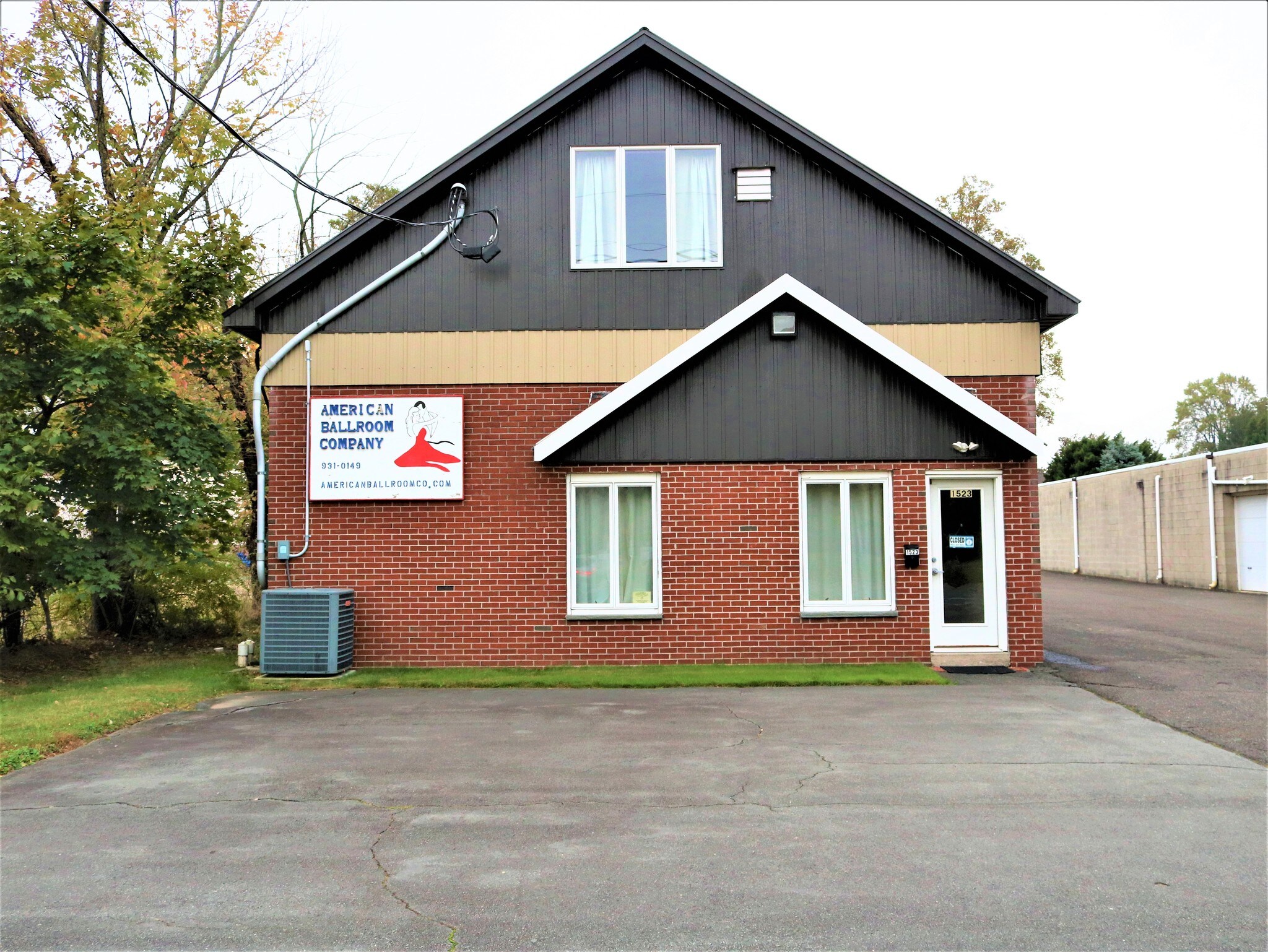 1523 Parkway Ave, Ewing, NJ for sale Primary Photo- Image 1 of 1