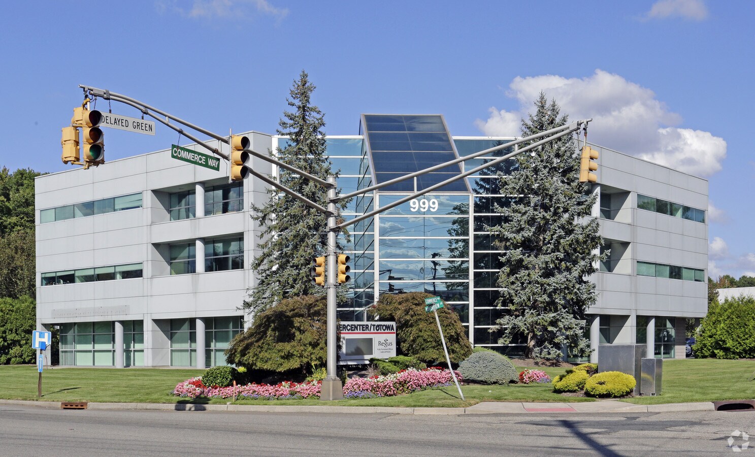 999 Riverview Dr, Totowa, NJ 07512 Office Space for Lease