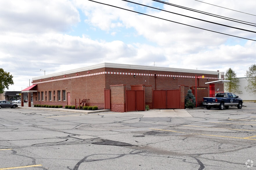 1204 N Barron St, Eaton, OH for sale - Building Photo - Image 3 of 4