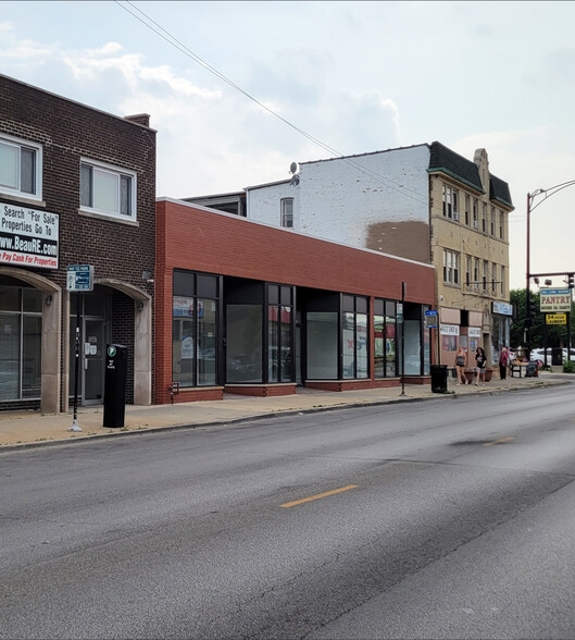 5349-53.5 W Belmont Ave, Chicago, IL for lease - Building Photo - Image 1 of 2