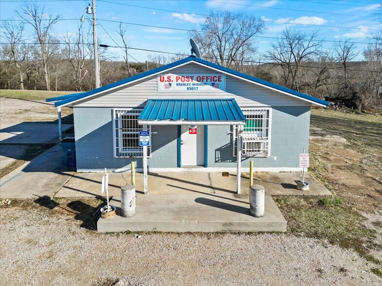 859 Highway C, Brumley, MO for sale - Primary Photo - Image 1 of 1