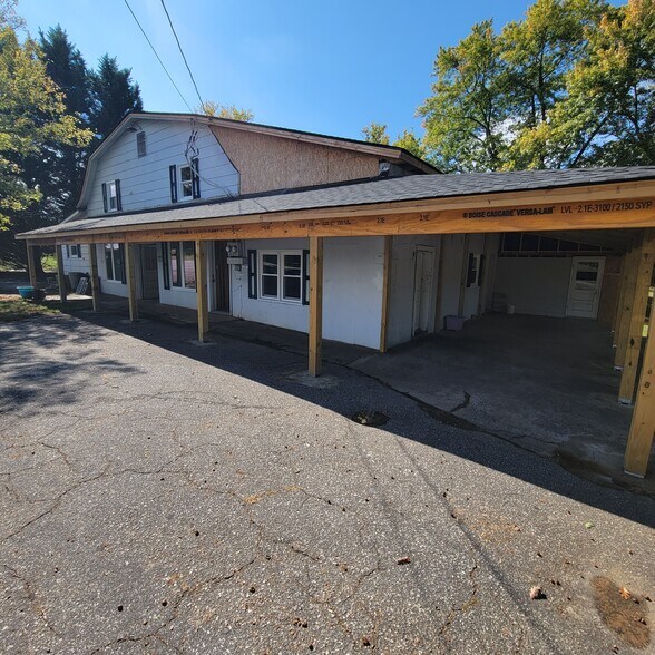 4169 Grace Chapel Rd, Granite Falls, NC for sale - Building Photo - Image 1 of 1