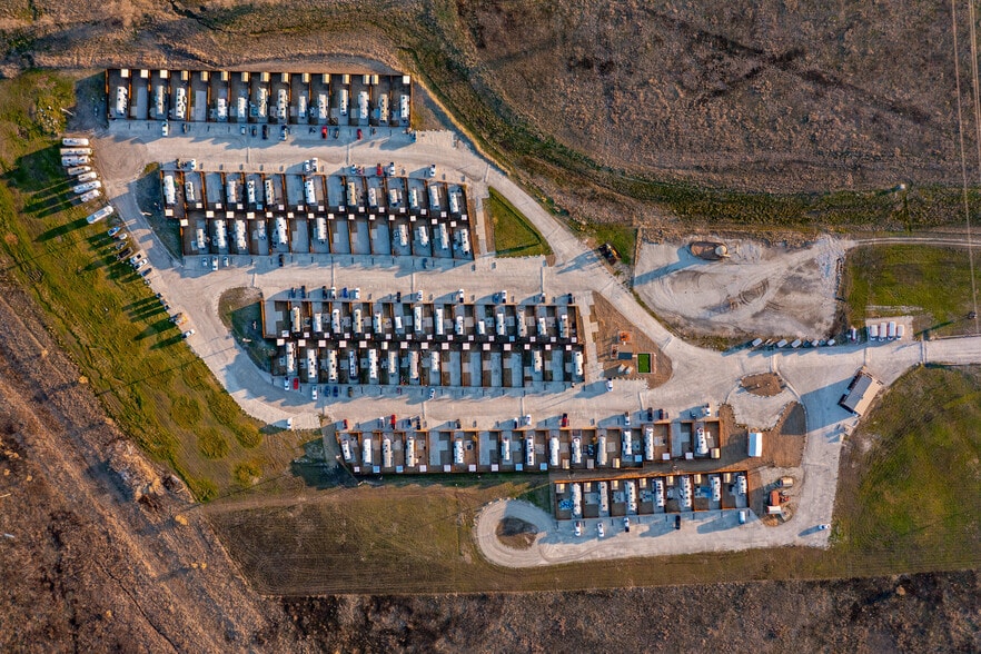 4706 George Owens Rd, Ponder, TX for sale - Building Photo - Image 2 of 26