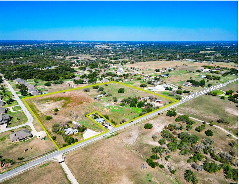 7159 Silver Creek Azle Rd, Azle, TX 76020