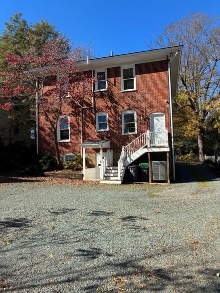 414 3rd St NE, Charlottesville, VA for sale - Building Photo - Image 2 of 9