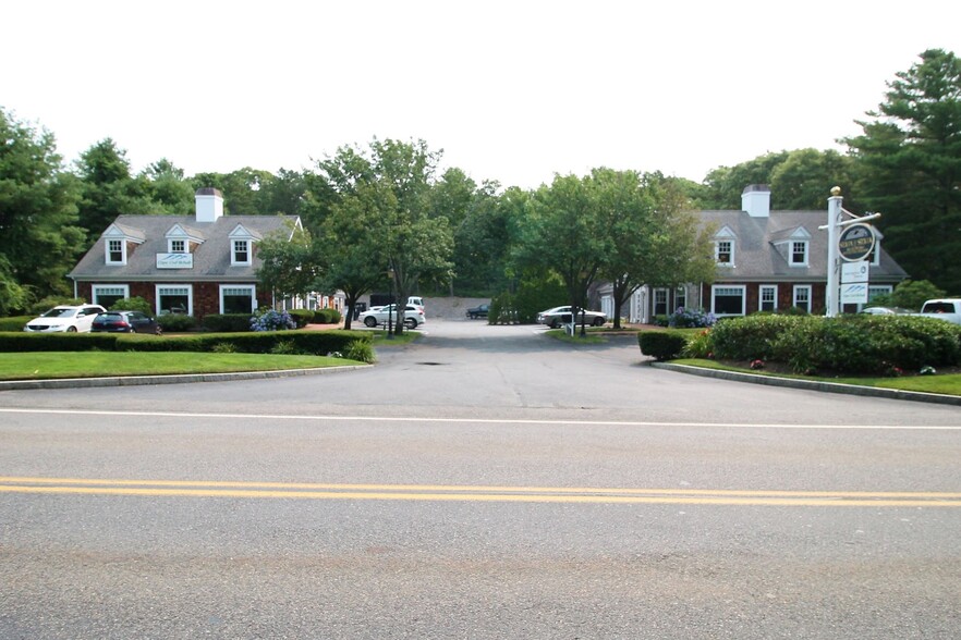 1284 Main St, Osterville, MA for sale - Building Photo - Image 1 of 11