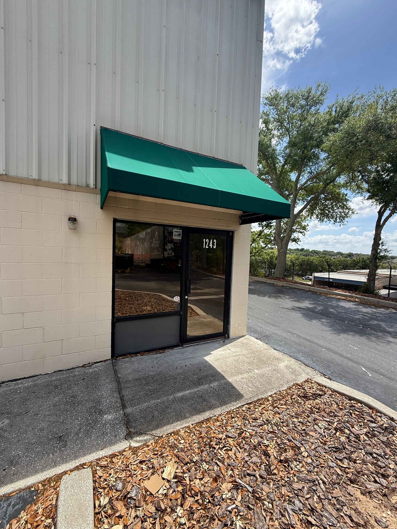 1227-1285 Commons Ct, Clermont, FL for lease Interior Photo- Image 1 of 8