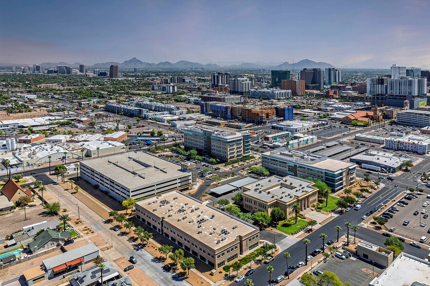 Madison Square - Phoenix portfolio of 4 properties for sale on LoopNet.com - Building Photo - Image 2 of 20