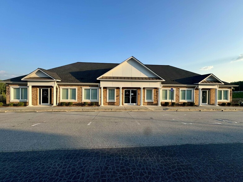 175 Country Club Dr, Stockbridge, GA for lease - Building Photo - Image 1 of 10