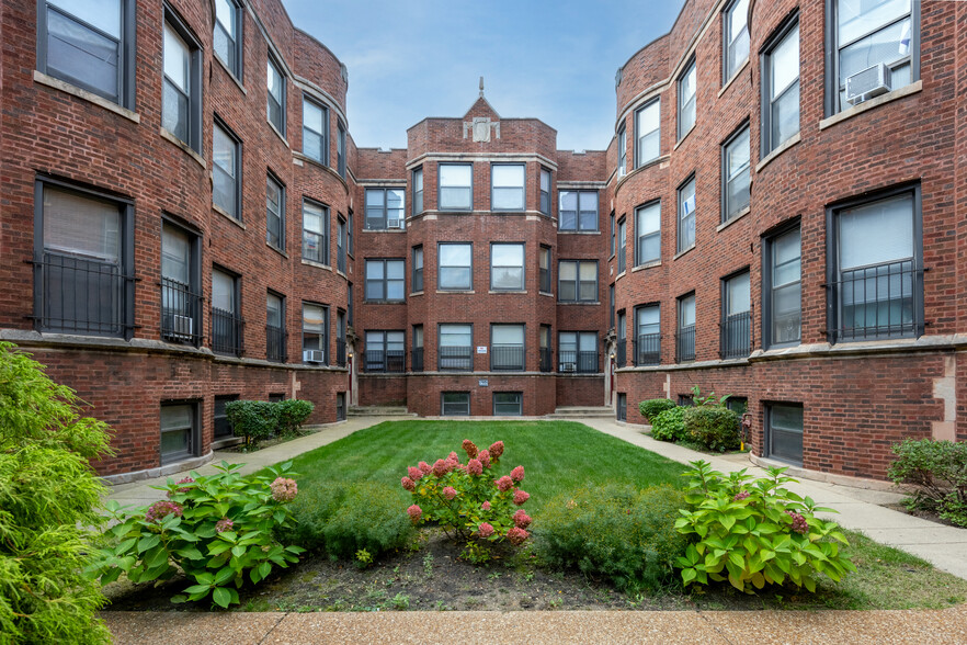 7722 N Marshfield Ave, Chicago, IL for sale - Building Photo - Image 1 of 1