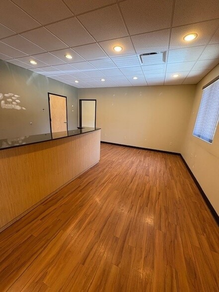 124 Springfield Ct, O'Fallon, IL for lease - Building Photo - Image 2 of 13