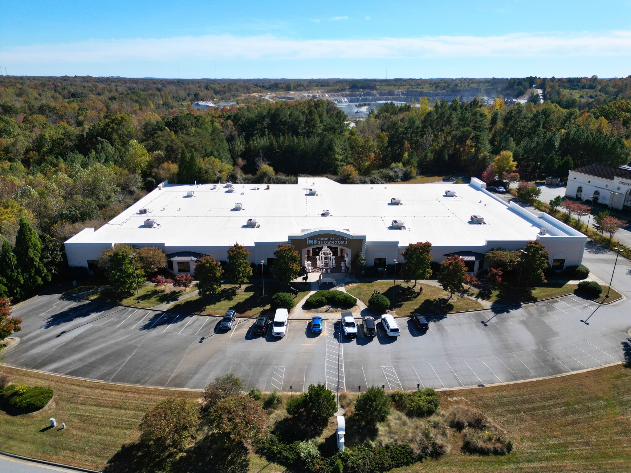 4250 Furniture Dr, Jamestown, NC for sale Building Photo- Image 1 of 10