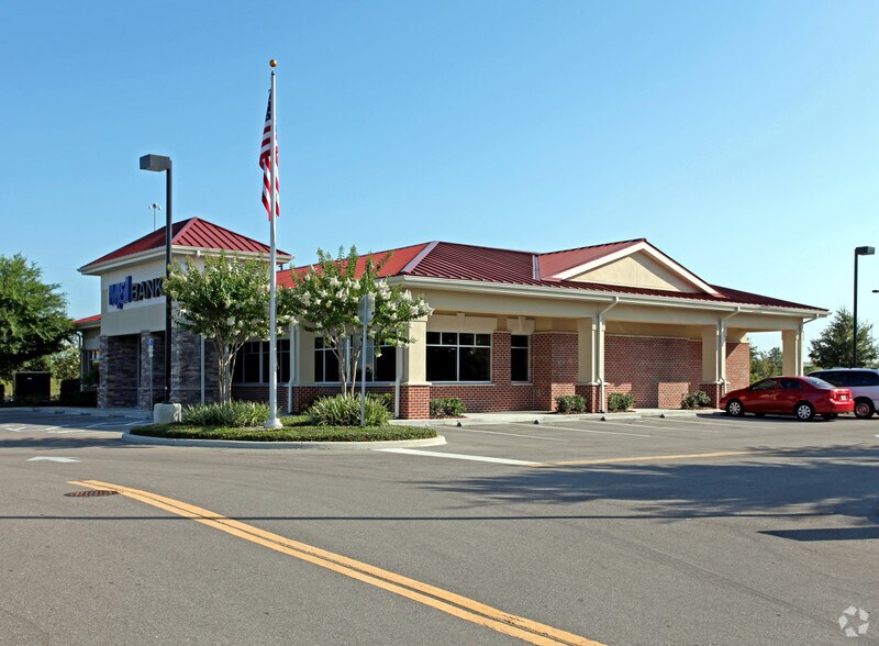 1381 Rinehart Rd, Sanford, FL for sale - Primary Photo - Image 1 of 10