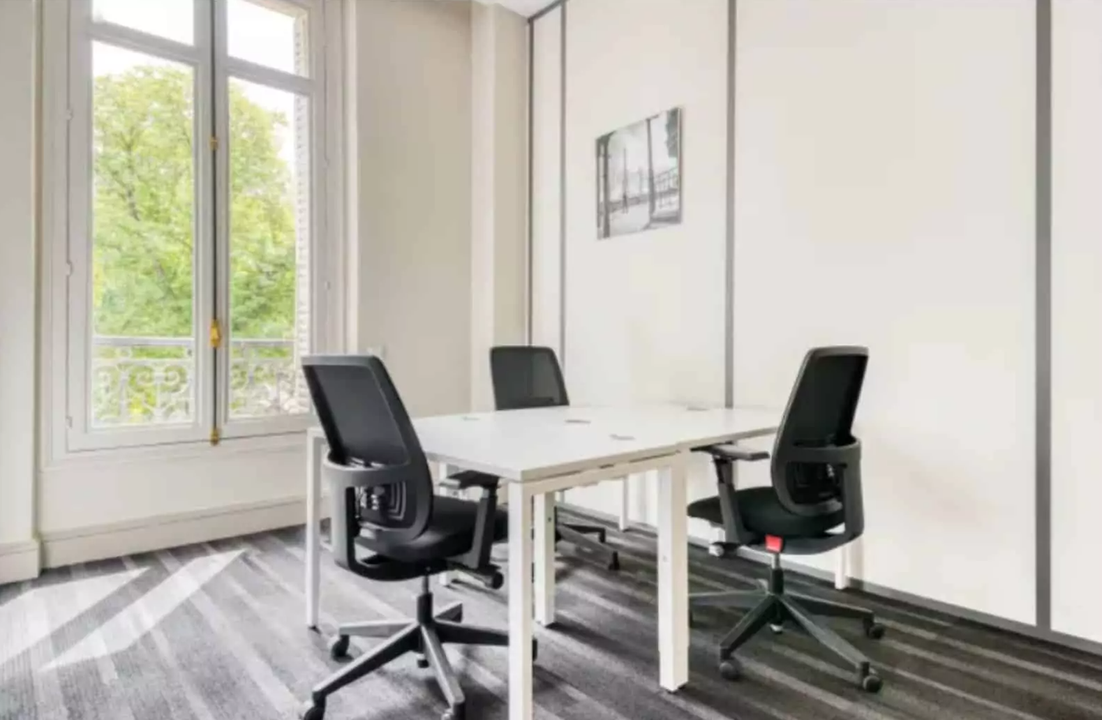 Coworking Space in Paris for lease Interior Photo- Image 1 of 7
