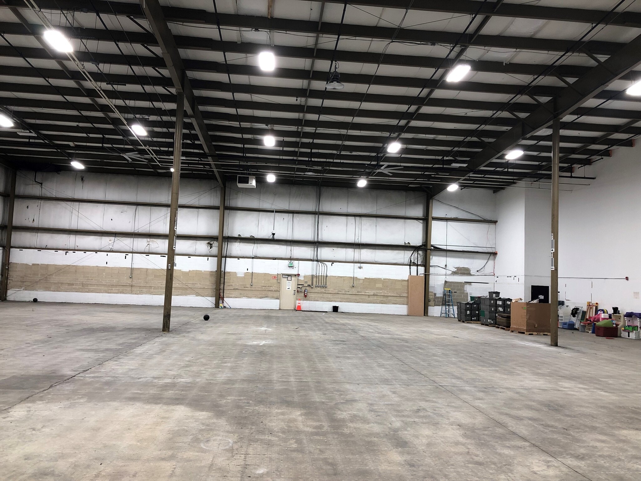 6579 Delilah Rd, Egg Harbor Township, NJ for lease Interior Photo- Image 1 of 2