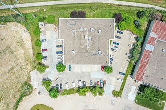 1005 S 107th Ave, Omaha, NE - AERIAL map view