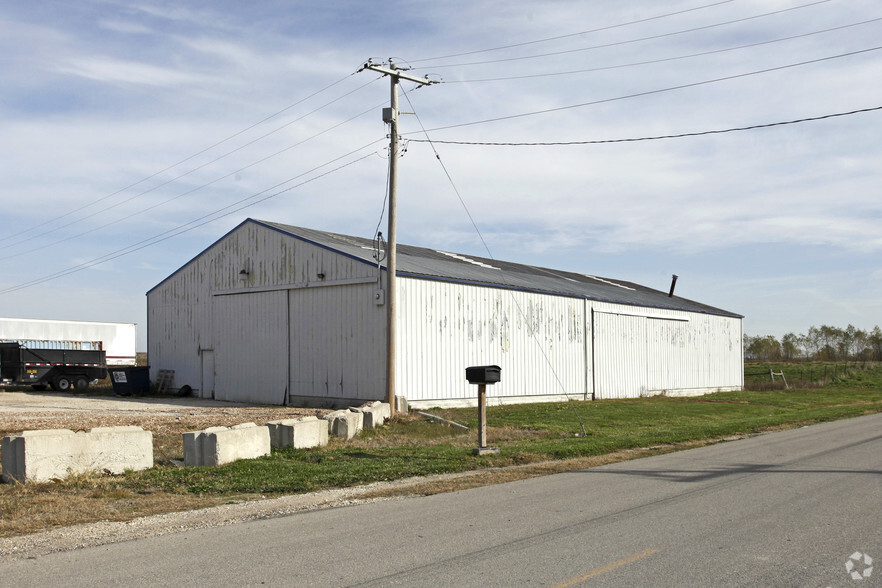 14 Keeteman Rd, Old Monroe, MO for lease - Building Photo - Image 2 of 6