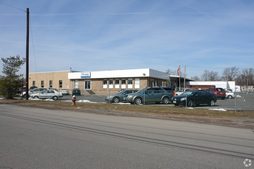 445 Hollywood Ave, South Plainfield, NJ for lease - Building Photo - Image 3 of 4