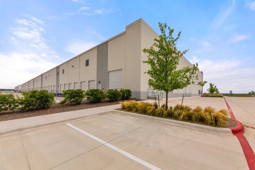 4811 N Interstate 35, Georgetown, TX for lease - Building Photo - Image 3 of 10