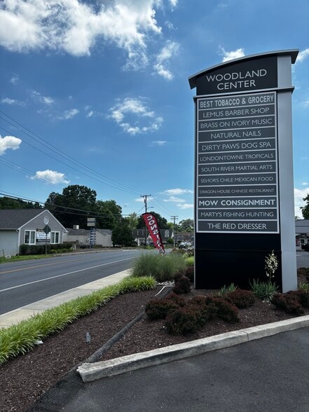 93-117 Mayo Rd, Edgewater, MD for lease - Building Photo - Image 3 of 4