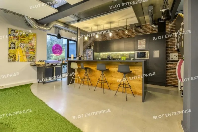 3 Rue Henri Guillaumet, Orvault for sale - Building Photo - Image 3 of 15