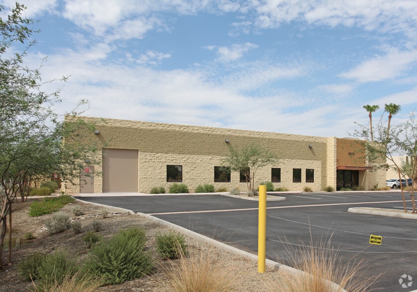 3502 E Atlanta Ave, Phoenix, AZ for lease - Building Photo - Image 1 of 7