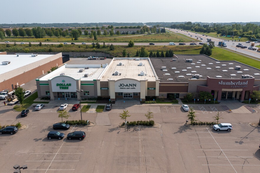 4270 Dean Lakes Blvd, Shakopee, MN for lease - Building Photo - Image 3 of 6