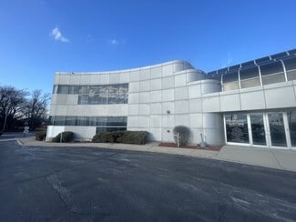More details for 1700 W Central Rd, Arlington Heights, IL - Office/Medical for Lease