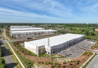 12910 Hambright Rd, Huntersville, NC for lease Interior Photo- Image 1 of 1