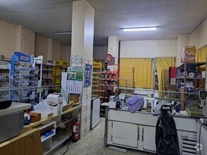 Retail in Madrid, Madrid for lease Interior Photo- Image 2 of 4