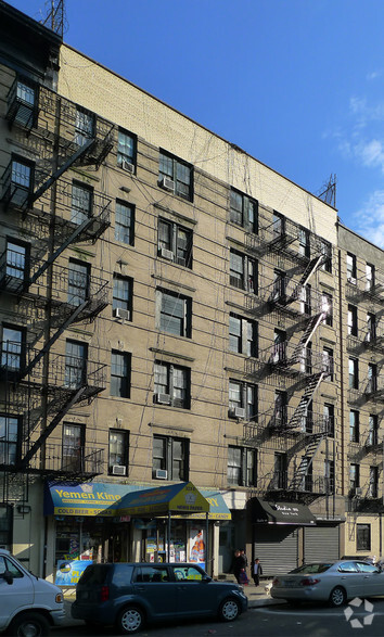 323 E 108th St, New York, NY for lease - Building Photo - Image 2 of 4