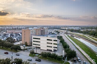 7700 Main St, Houston, TX - AERIAL  map view