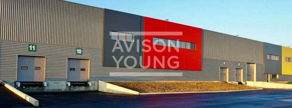 Flex in Louvres for lease - Building Photo - Image 2 of 3