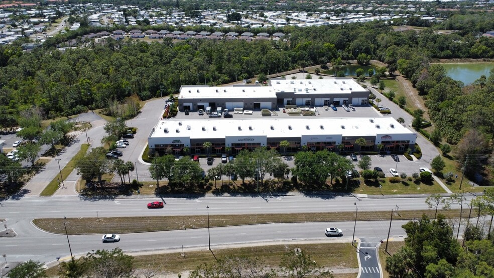 9201 Cockleshell Ct, Bonita Springs, FL for lease - Primary Photo - Image 1 of 5