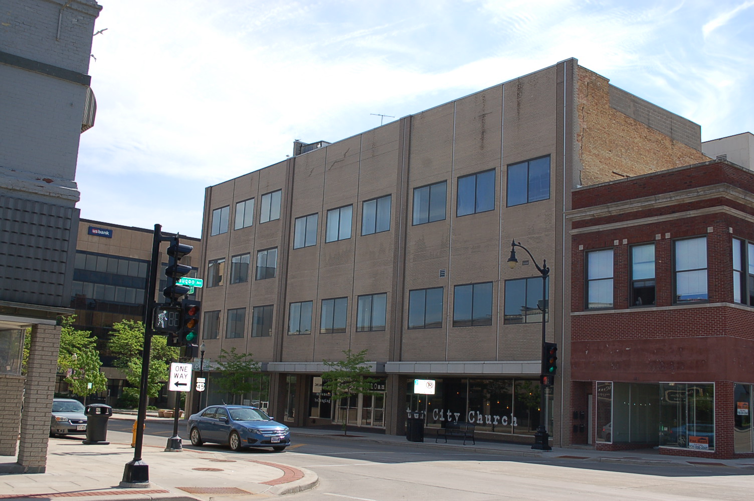 217 Main St, Oshkosh, WI for sale Building Photo- Image 1 of 1