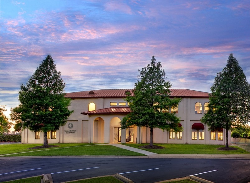 12208 N MoPac Expy, Austin, TX for lease - Primary Photo - Image 1 of 21