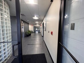 6750 Antioch Rd, Merriam, KS for sale Interior Photo- Image 1 of 2