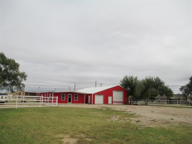 500 S Broadway St, Coahoma, TX for sale Primary Photo- Image 1 of 1