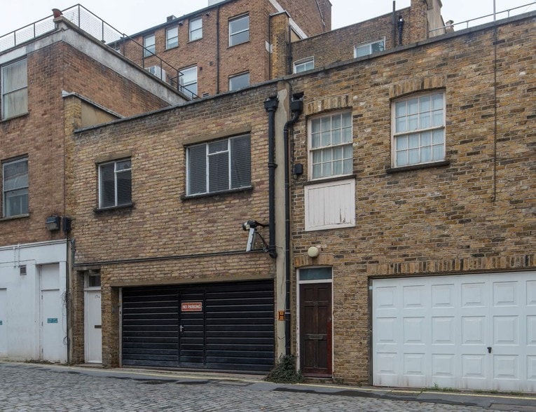 32 Devonshire St, London for sale - Building Photo - Image 1 of 7