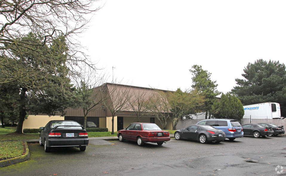 19400 SW Teton Ave, Tualatin, OR for lease - Building Photo - Image 2 of 2