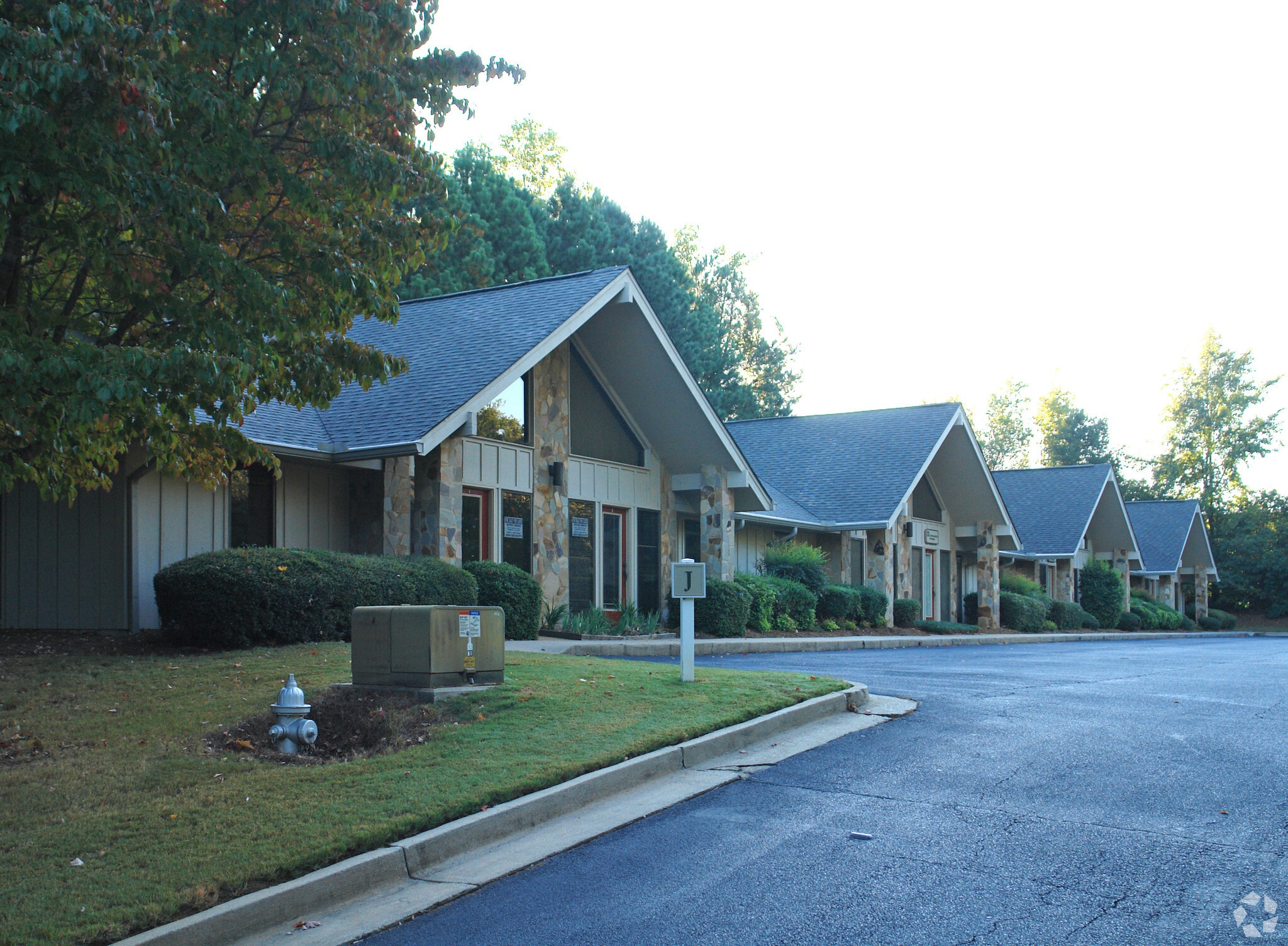 11285 Elkins Rd, Roswell, GA for sale Building Photo- Image 1 of 1