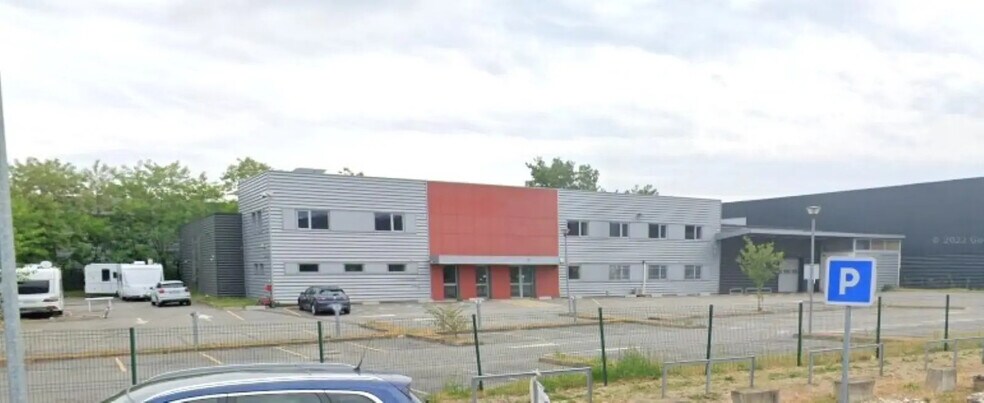 Industrial in Chanteloup-les-Vignes for sale - Building Photo - Image 3 of 5