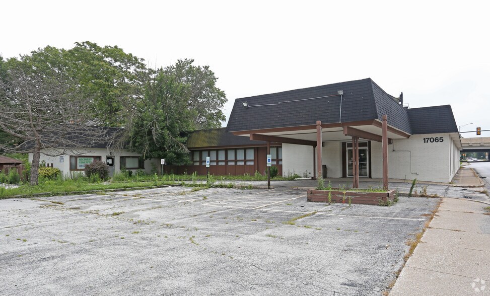 17065 Dixie Hwy, Hazel Crest, IL for sale - Primary Photo - Image 1 of 1