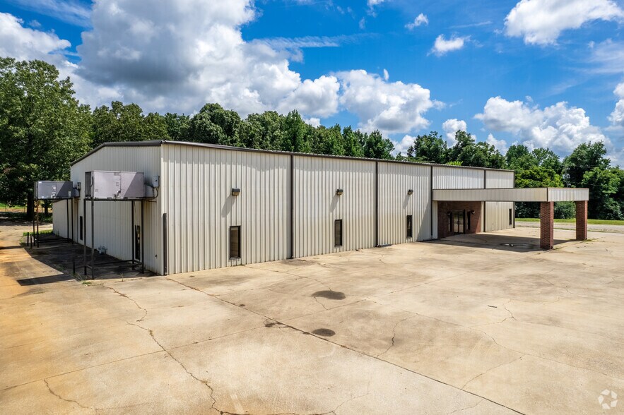 5940 Kelly Dr, Mc Calla, AL for sale - Building Photo - Image 1 of 1