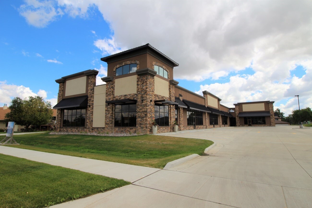 2915 10th St SW, Minot, ND for sale Building Photo- Image 1 of 1