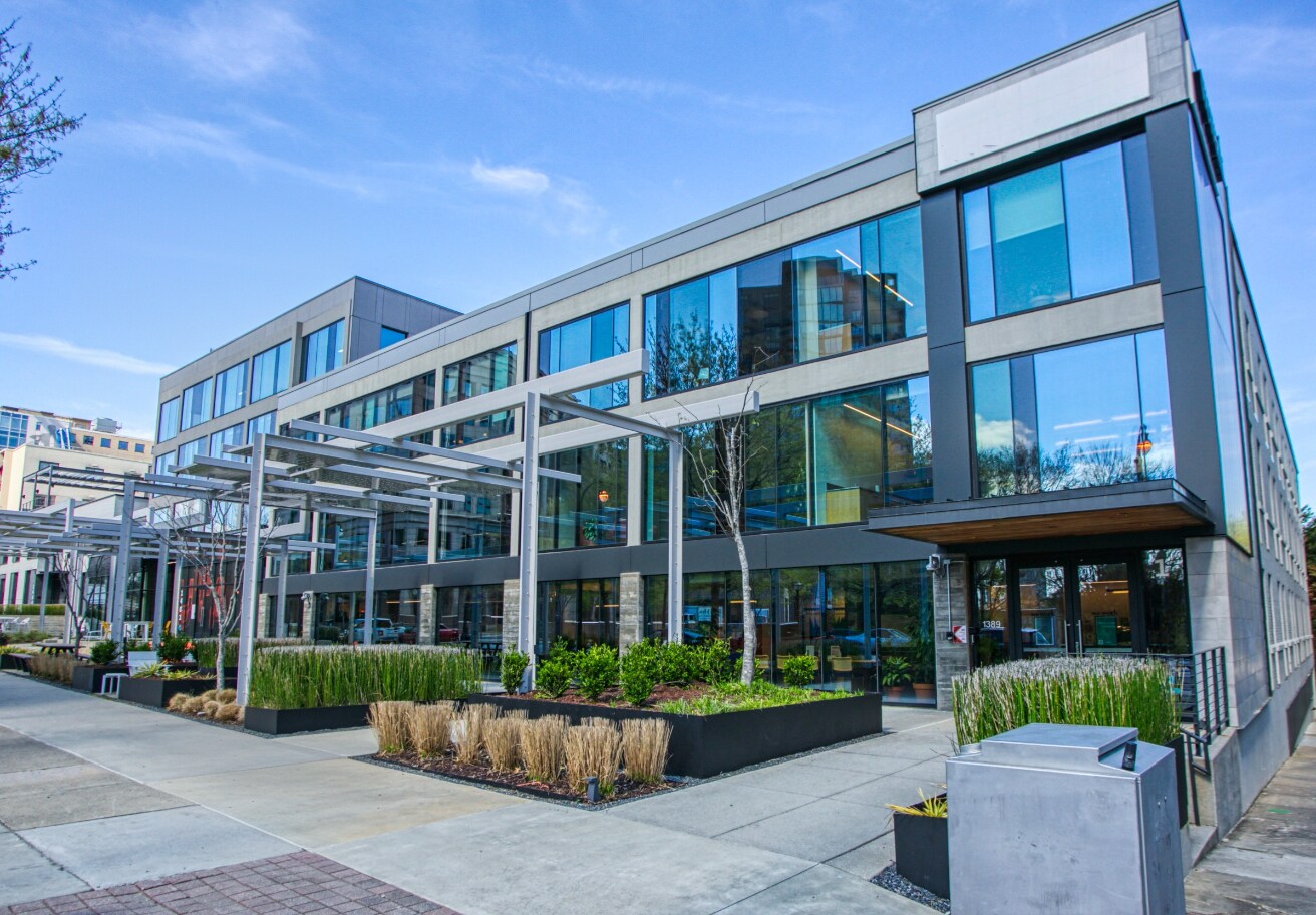 1389 Peachtree St NE, Atlanta, GA for lease Building Photo- Image 1 of 2