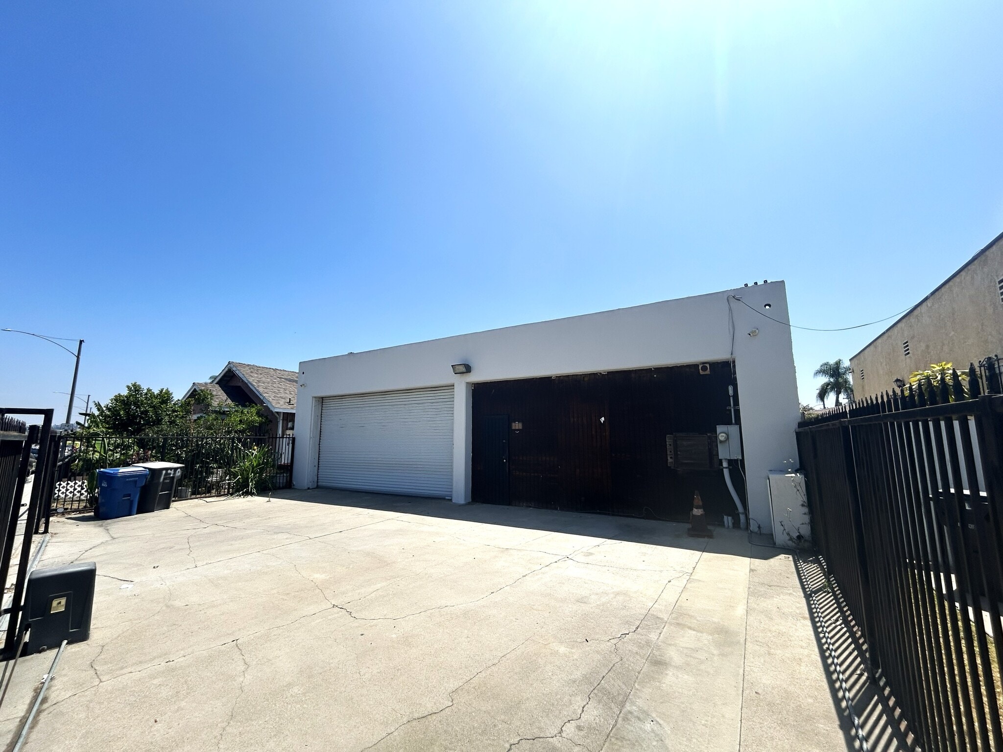 1404 Alamitos Ave, Long Beach, CA for lease Interior Photo- Image 1 of 17